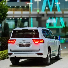 Toyota Land Cruiser 2022