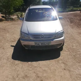 Opel Zafira 2004