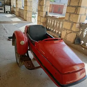 Iž Planeta 5 2000