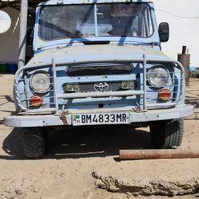 UAZ 469 2000