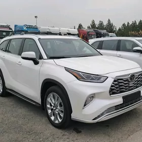 Toyota Highlander 2020