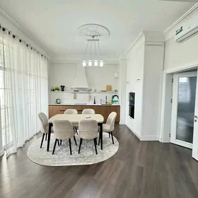 Taze Gurtly 3 kom ewro satlyk