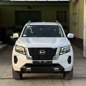 Nissan Navara 2024