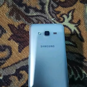 Samsung j3 (2016)