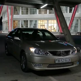 Toyota Camry 2005