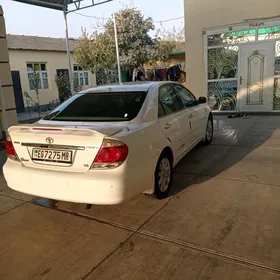 Toyota Camry 2005