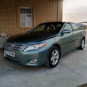 Toyota Camry 2010