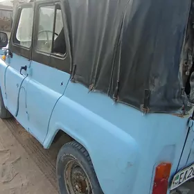 UAZ 469 1982