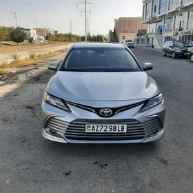 Toyota Camry 2020