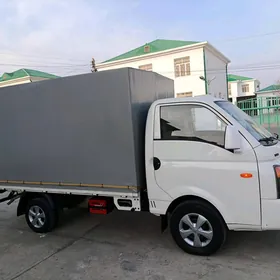 Hyundai H100 2012