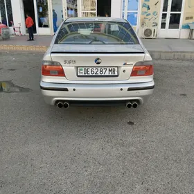 BMW E39 2000