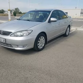 Toyota Camry 2005