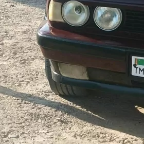 BMW 520 1990