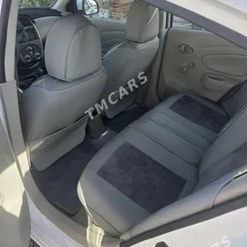 Nissan Sunny 2021