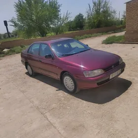 Toyota Carina 1995