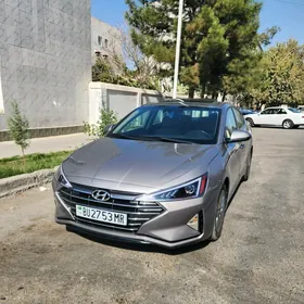 Hyundai Elantra 2020