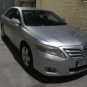 Toyota Camry 2010