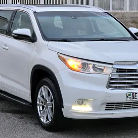 Toyota Highlander 2015