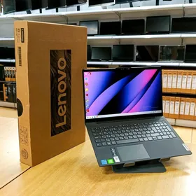 IdeaPad 5 / i3-11 / MX450 2GB