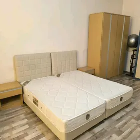 спалны гарнытур