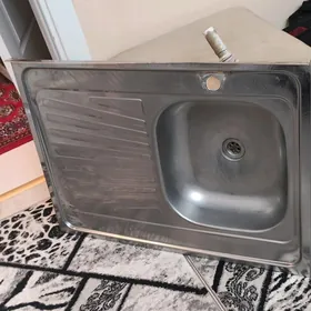 металлическая раковина