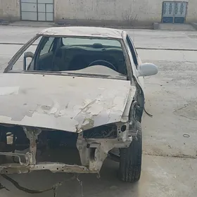 Hyundai Elantra 2000