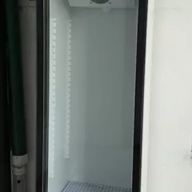 Witrina holodilnik/Холодильник