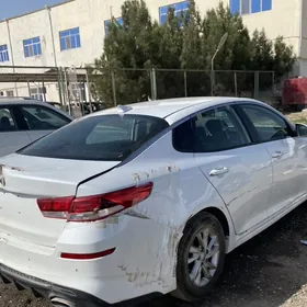 Kia Optima 2020