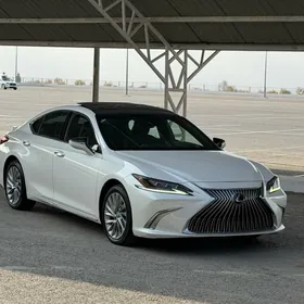 Lexus ES 350 2018