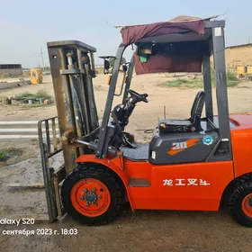 Kara Forklift 2021
