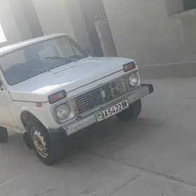 Lada Niva 1984