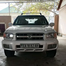 Nissan Pathfinder 2003