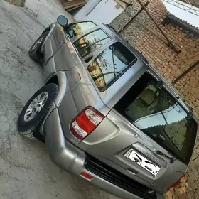 Toyota Sienna 1999