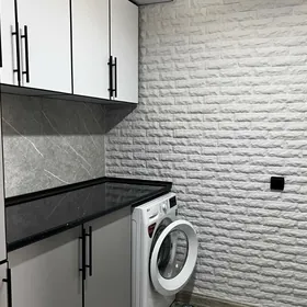 10 мкр 1 этад евро ремонт 2ком