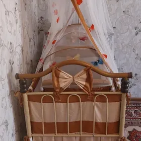 detskiý krowatka