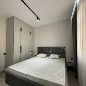 Mir 6 2 komnat 7 etaj