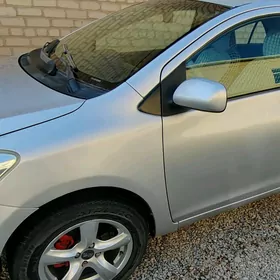 Toyota Yaris 2009