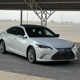 Lexus ES 350 2018