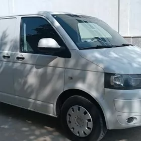 Volkswagen Transporter 2013
