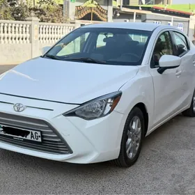 Toyota Yaris 2017