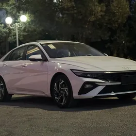 Hyundai Elantra 2025