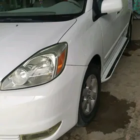 Toyota Sienna 2005