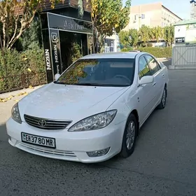 Toyota Camry 2005