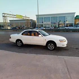 Lexus ES 300 1995