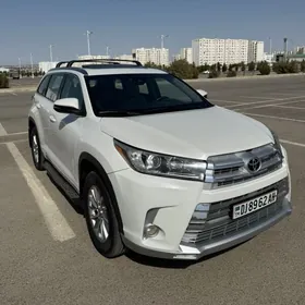 Toyota Highlander 2018