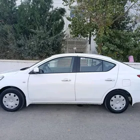 Nissan Sunny 2020