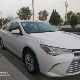 Toyota Camry 2016
