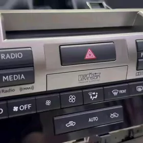 16-18 LEXUS ES MARK LEVINSON