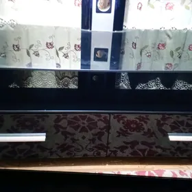 полка для телевизора