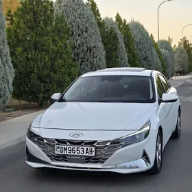 Hyundai Elantra 2021